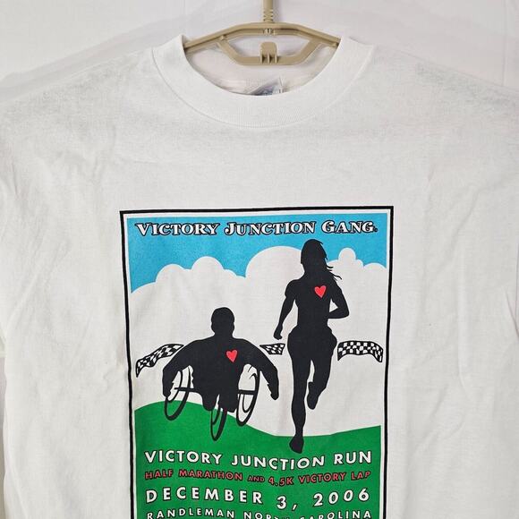 Victory Junction Run '06 North Carolina Half Marathon Long Sleeve T Shirt Medium - Picture 2 of 10